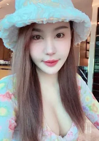Ava